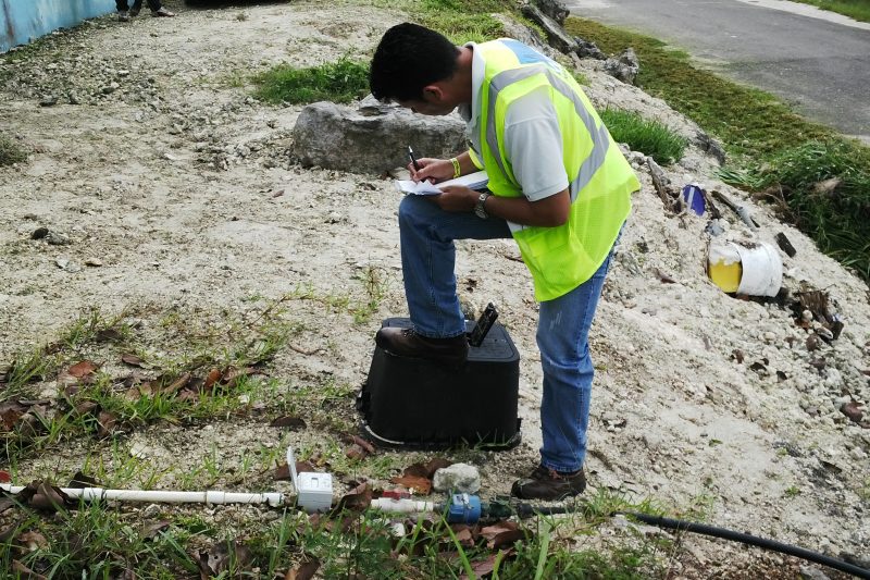 Supervisión de la ejecución de un programa de agua no contabilizada